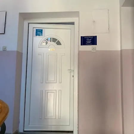 Sanela- Apartman Za Bezbrizan Odmor Crikvenica Exterior photo